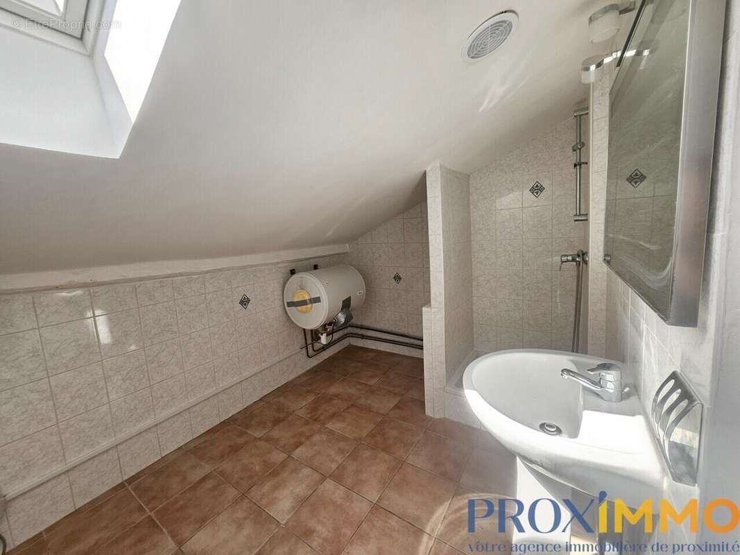 Appartement à RIVES