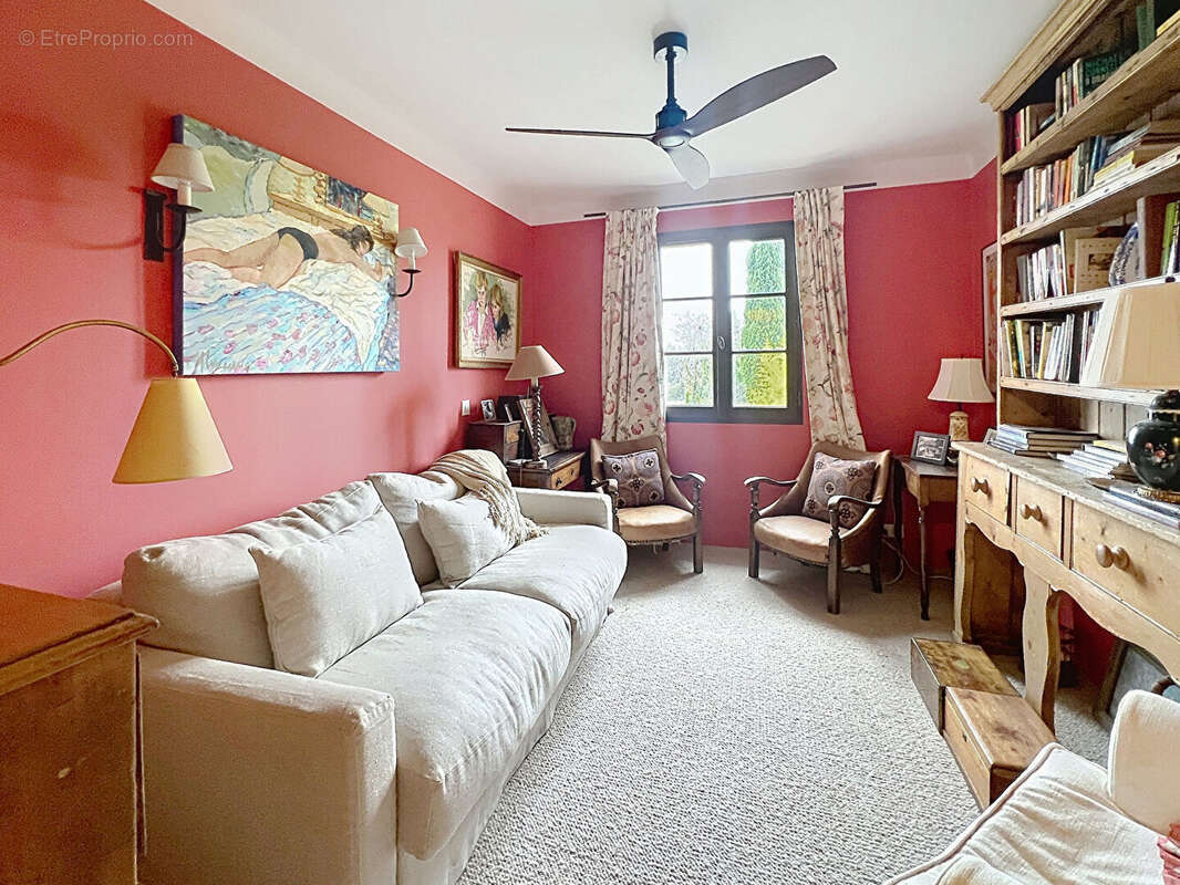 Maison à ANSOUIS