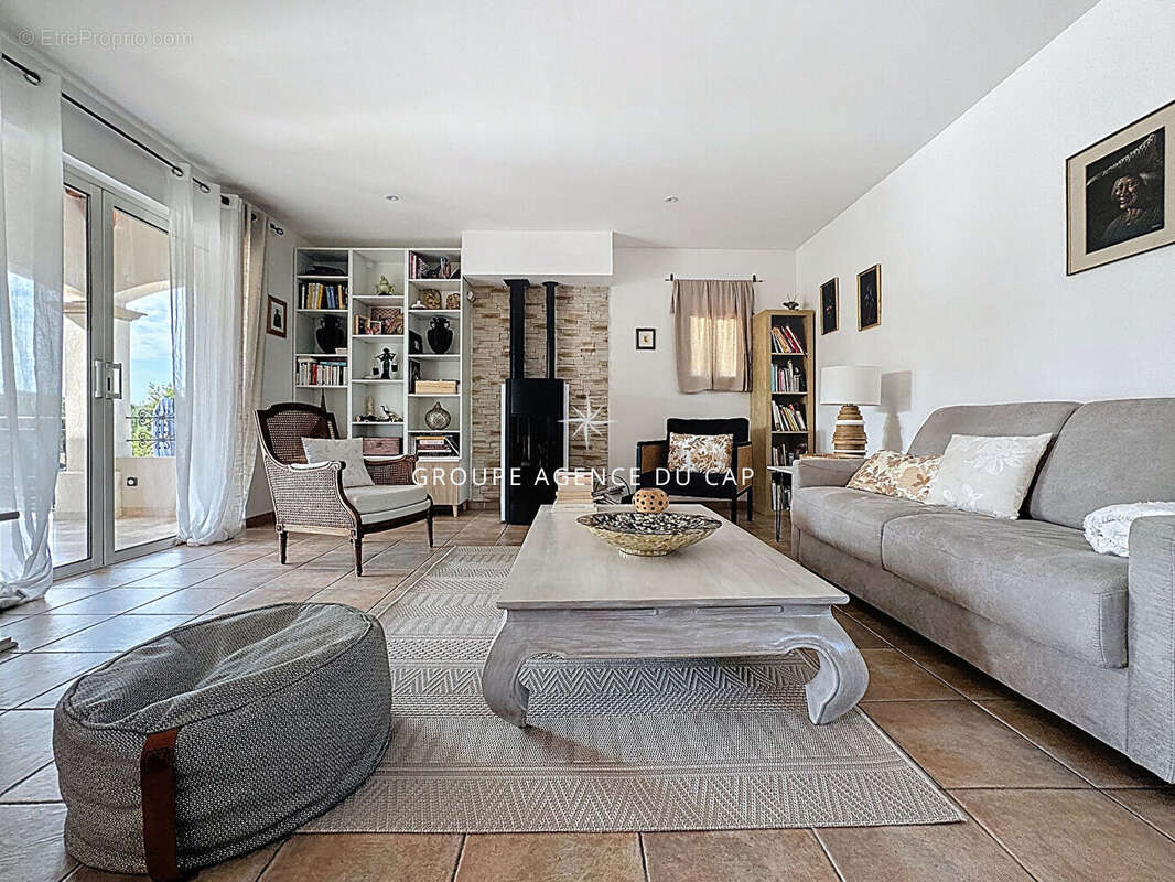 Maison à SAINT-RAPHAEL