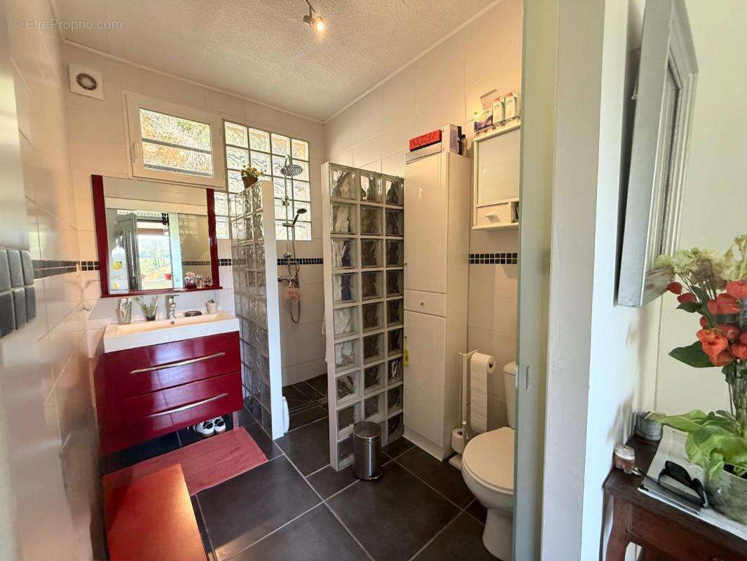 Maison à LAMAGDELAINE