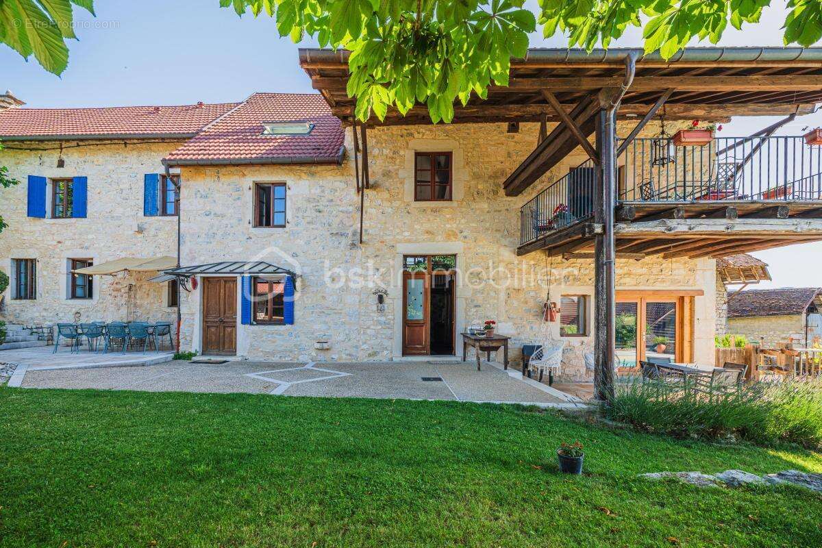 Authentique propriété de caractère 9 pièces de 362 m2 au cœur du Bugey - photo 6