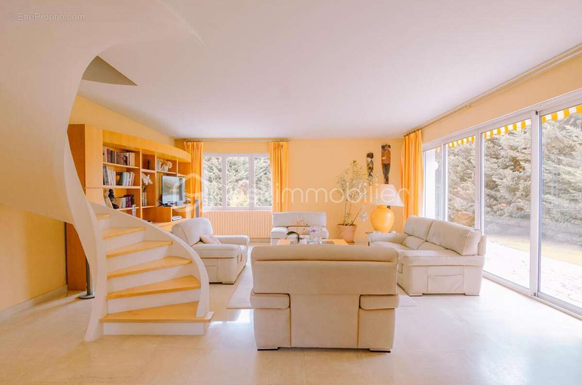 Maison à BOIS-LE-ROI