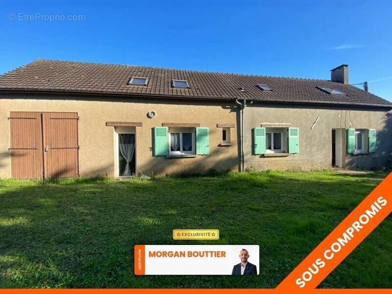 Maison à BEAUMONT-PIED-DE-BOEUF