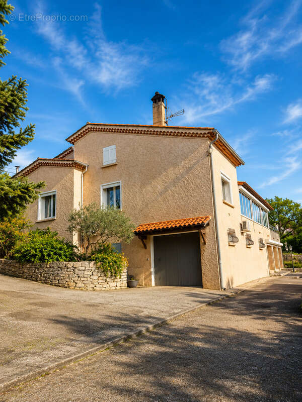 Maison à FLASSANS-SUR-ISSOLE