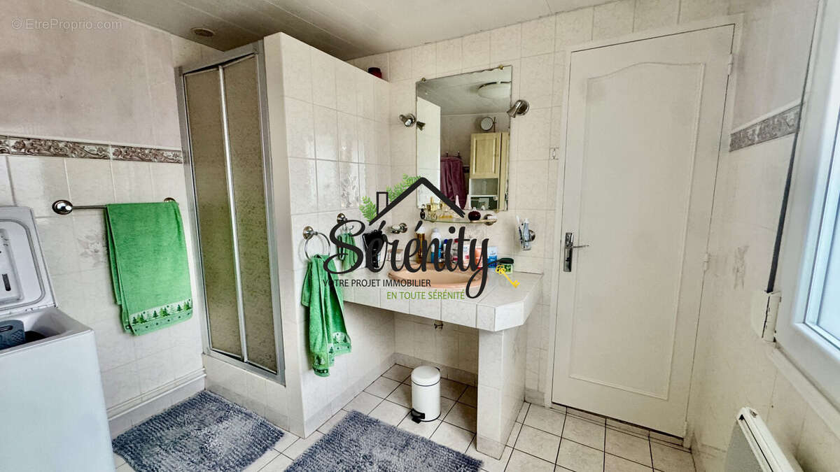 Maison à FONTAINE-AU-PIRE