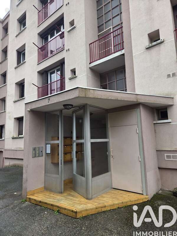 Photo 2 - Appartement à FONTAINE