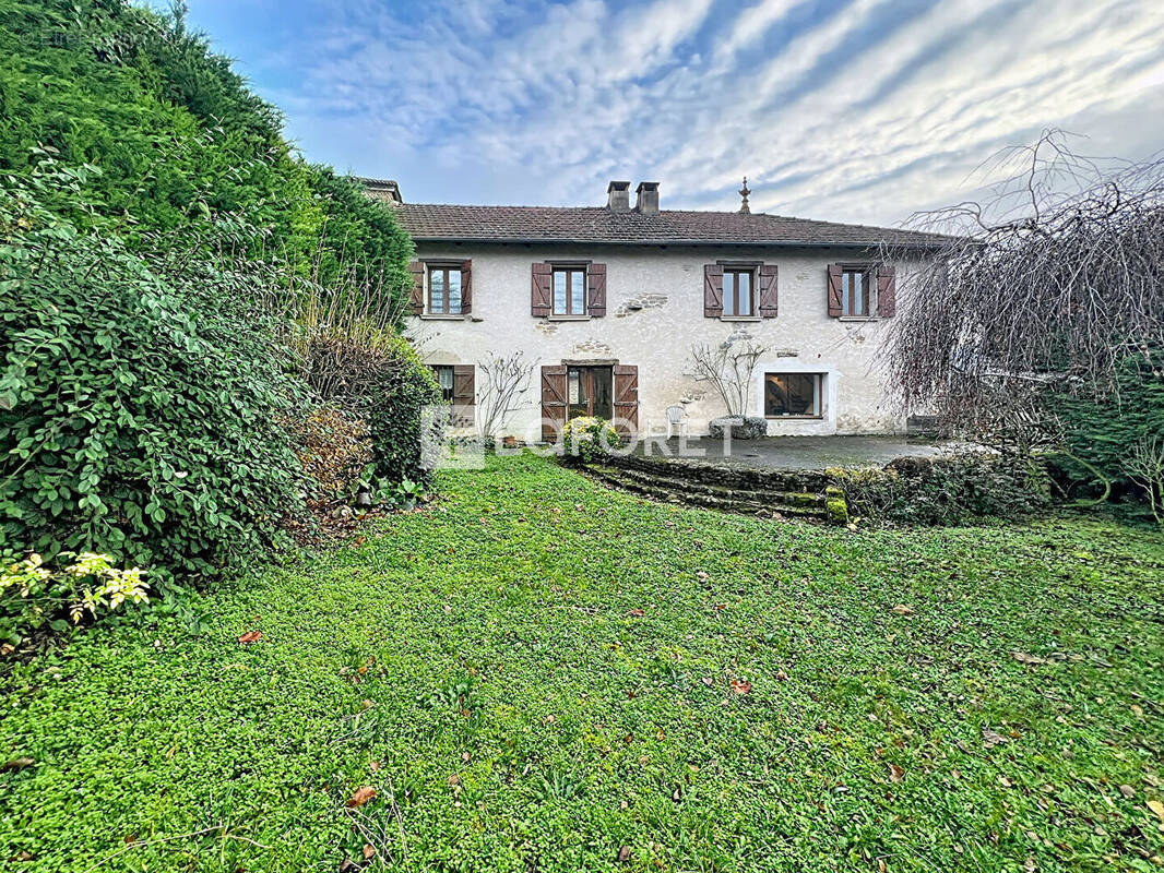 Maison à VERZE