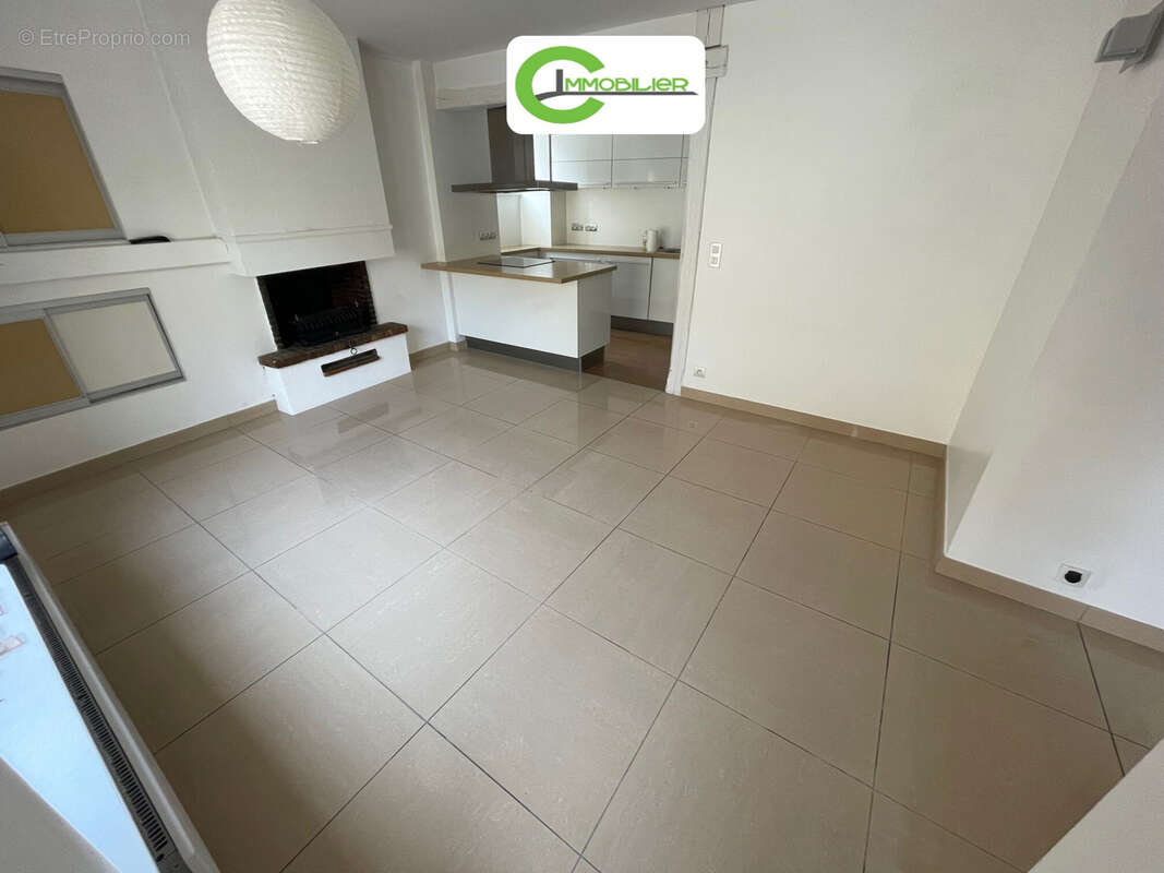 Maison - 94 m2 - photo 2