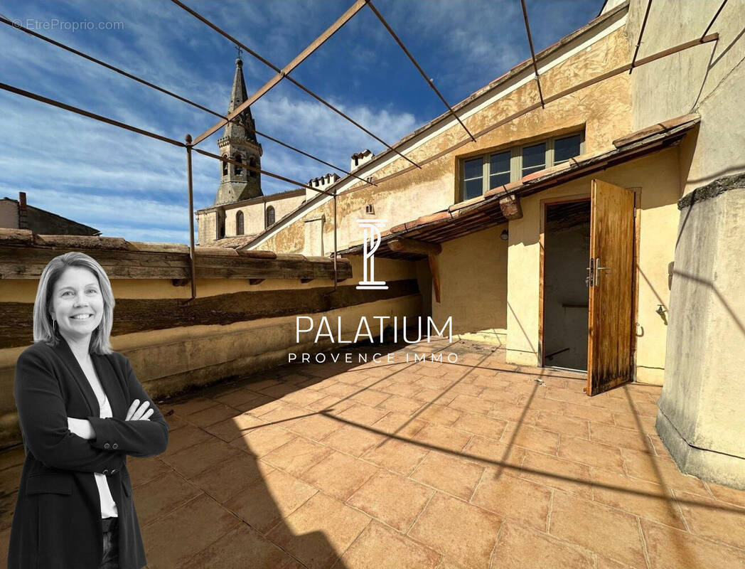 Maison à SAINT-SATURNIN-LES-APT