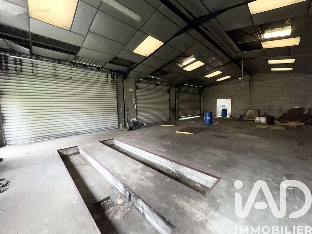 Photo 4 - Parking à MONTBOYER