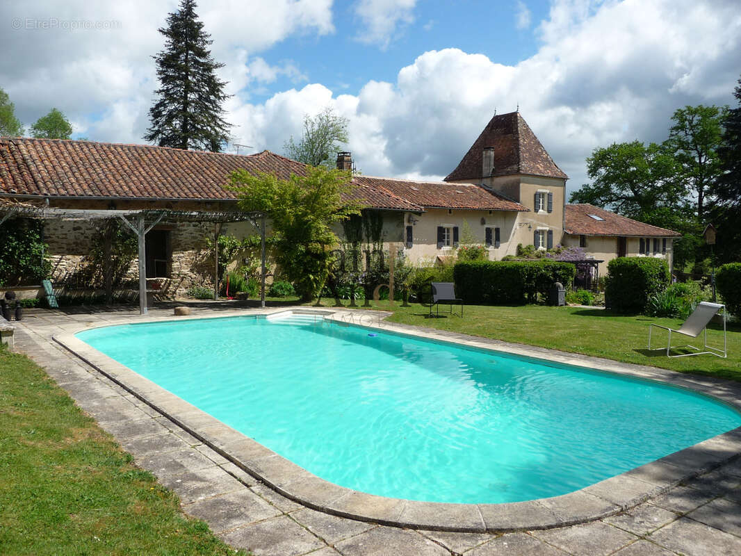 Maison à ROUSSINES