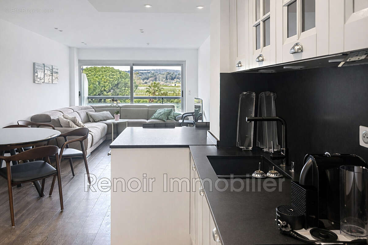 Appartement à CAGNES-SUR-MER