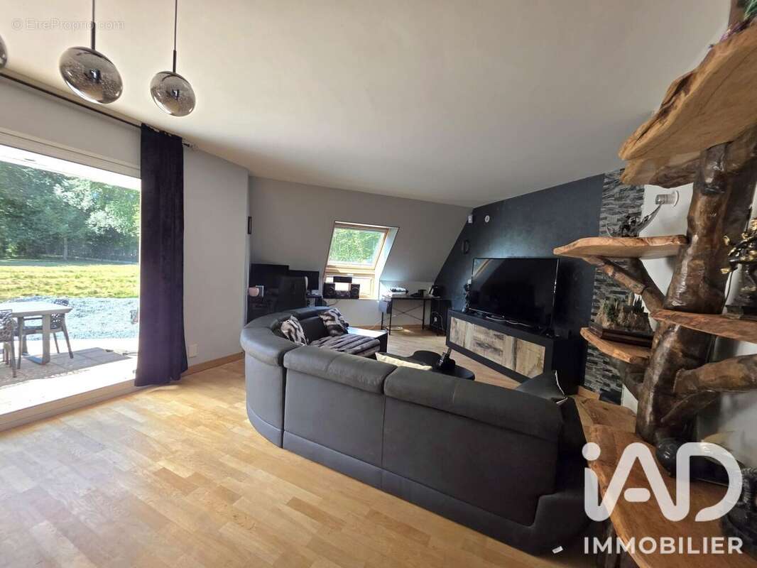 Maison 230 m² à Pedernec  - photo 3