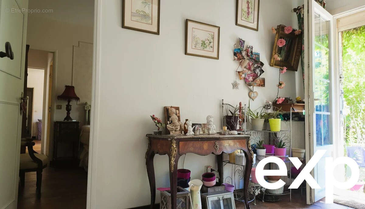 Maison à CLAIREFONTAINE-EN-YVELINES