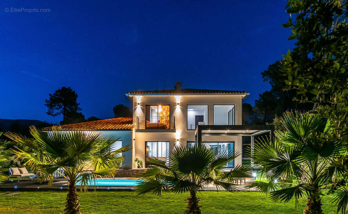 Photo 3 - Maison à CABRIES