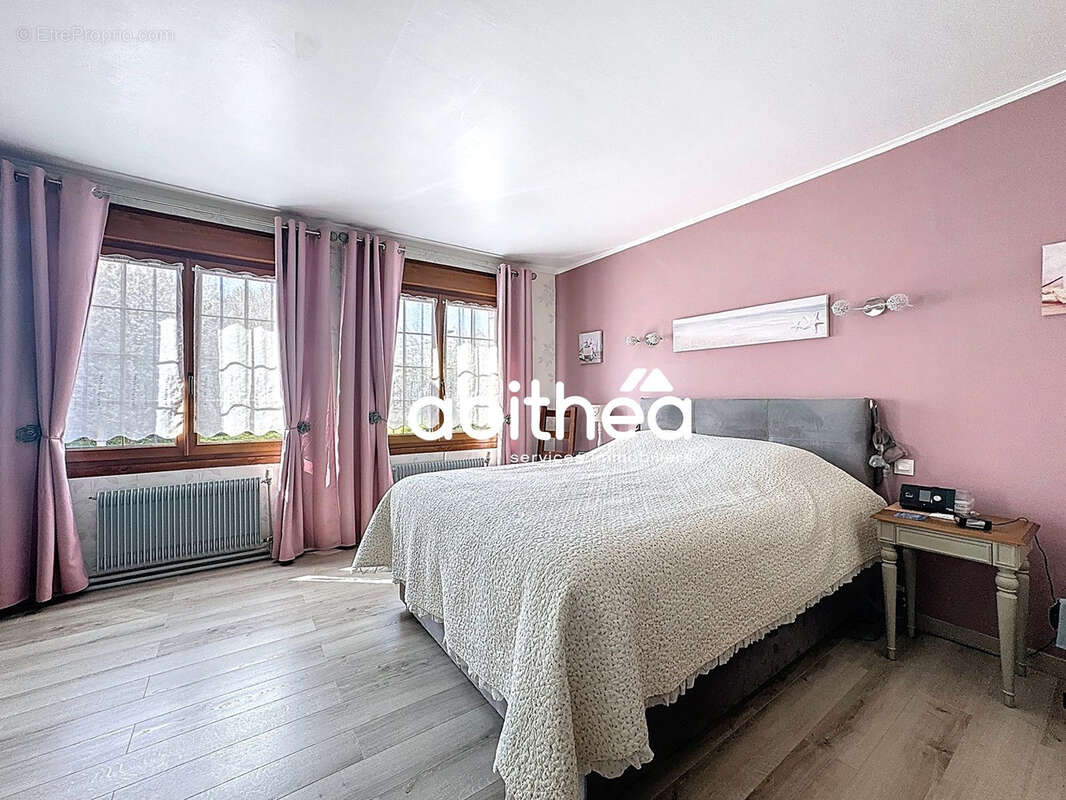 Maison à COURRIERES