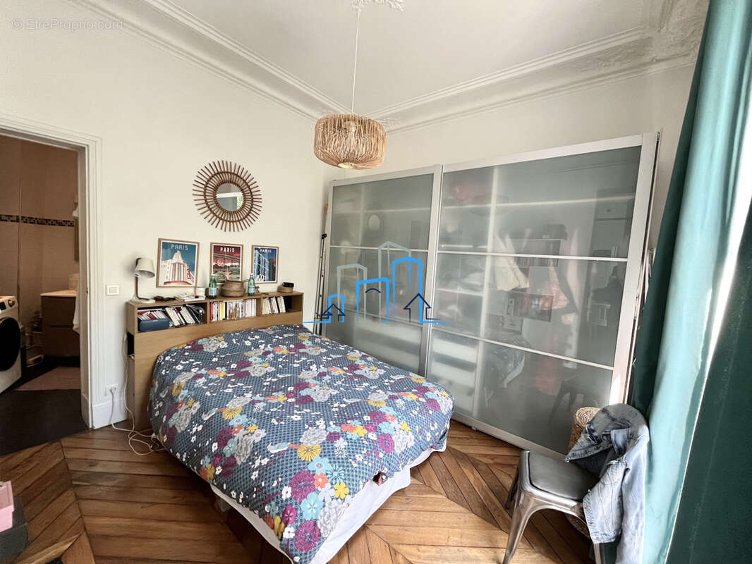 Appartement à PARIS-10E