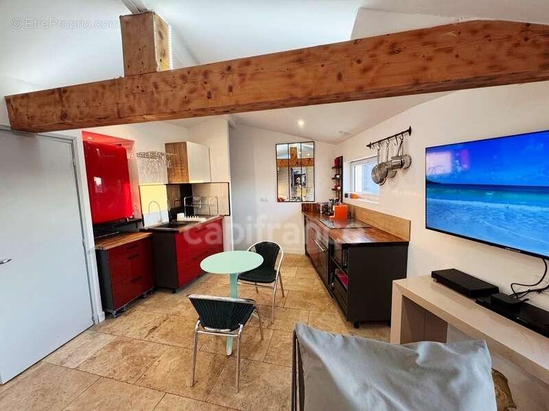 Appartement à MARSEILLE-6E