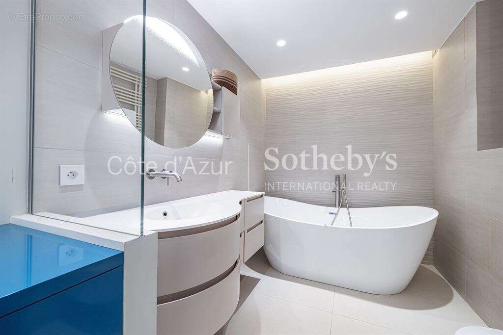 Appartement à VILLEFRANCHE-SUR-MER