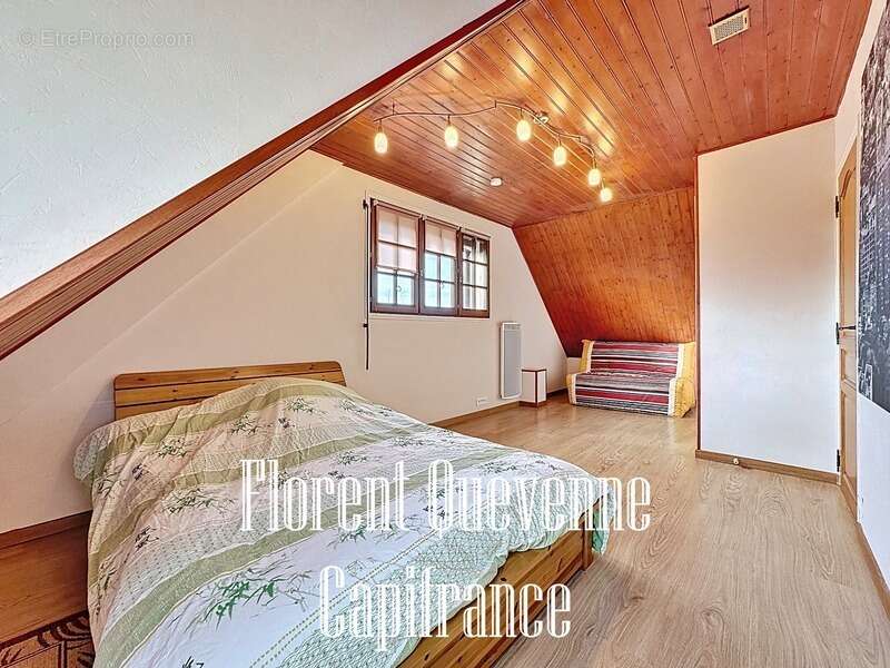 Maison à FEUGUEROLLES-BULLY