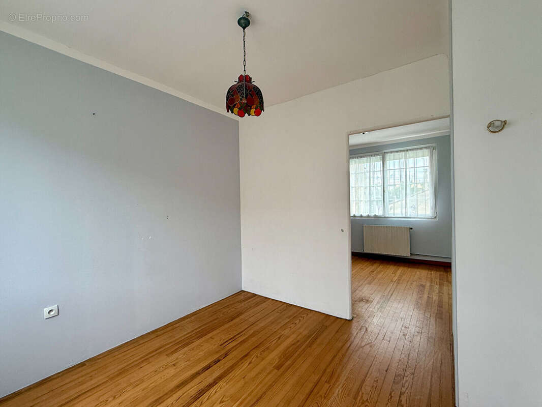 Maison à COLOMBEY-LES-BELLES