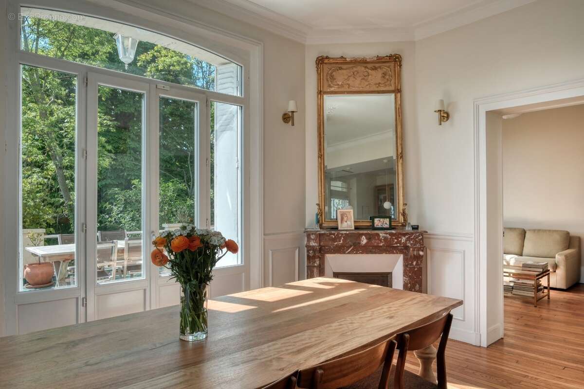 Belle maison meulière 8 pièces à vendre à JUVISY SUR ORGE (Essonne) à 20 km de Paris dans un quartier prisé ! - photo 6