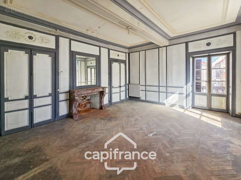 LORMES (Morvan) – Ancien hôtel particulier du XVIIIᵉ siècle – 780 m² de caractère à restaurer - photo 5