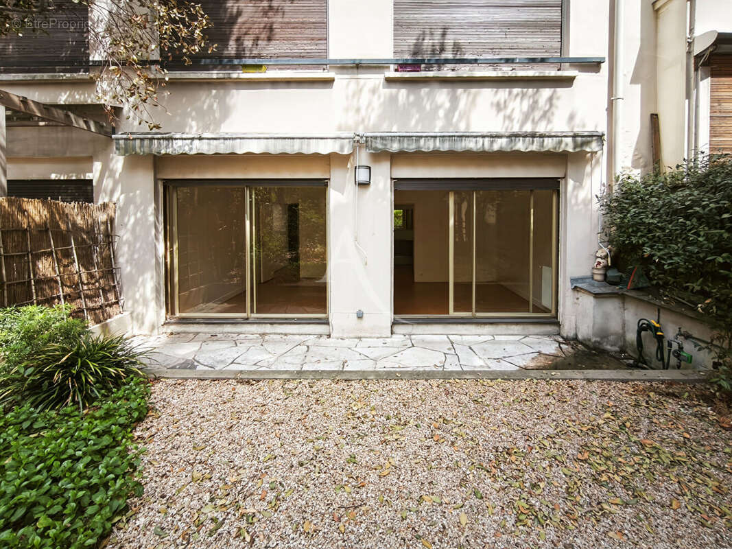 Paris 17ème - 3 Pièces avec jardin de 38 M² - Courcelles - photo 4