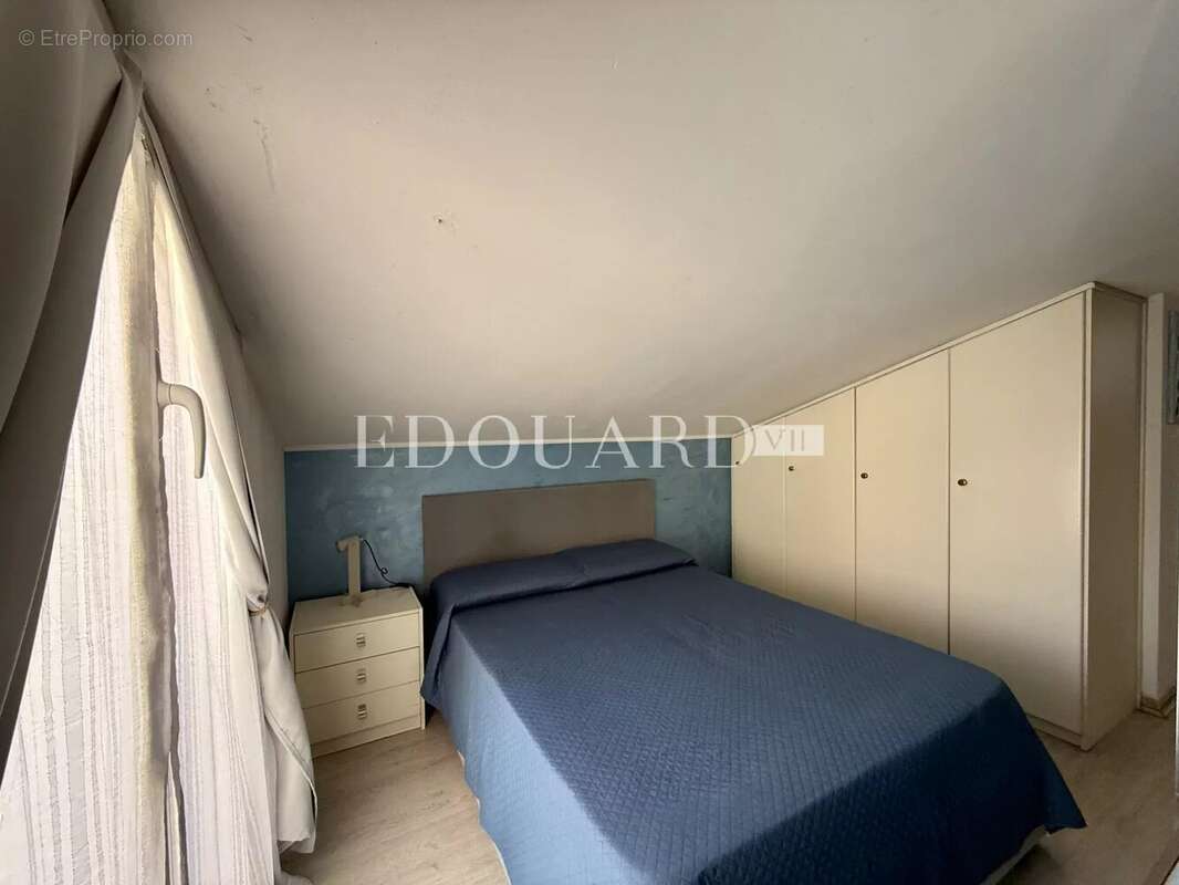 Appartement à ROQUEBRUNE-CAP-MARTIN