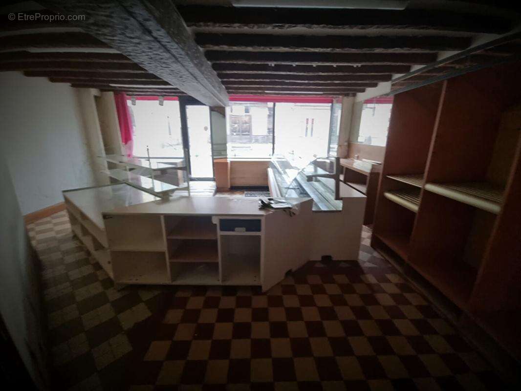 Maison à LES BORDES