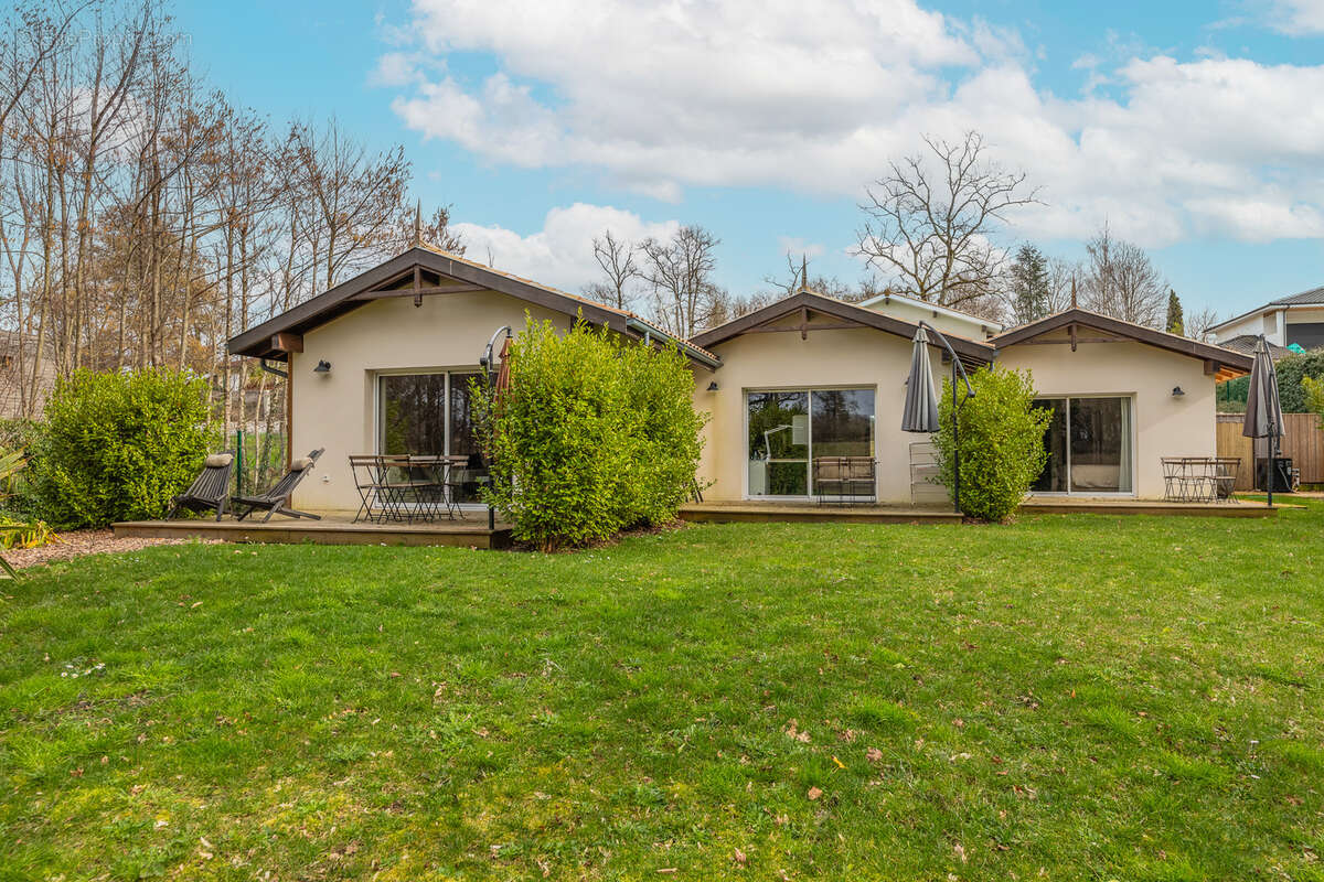 Maison à SAINT-SULPICE-ET-CAMEYRAC