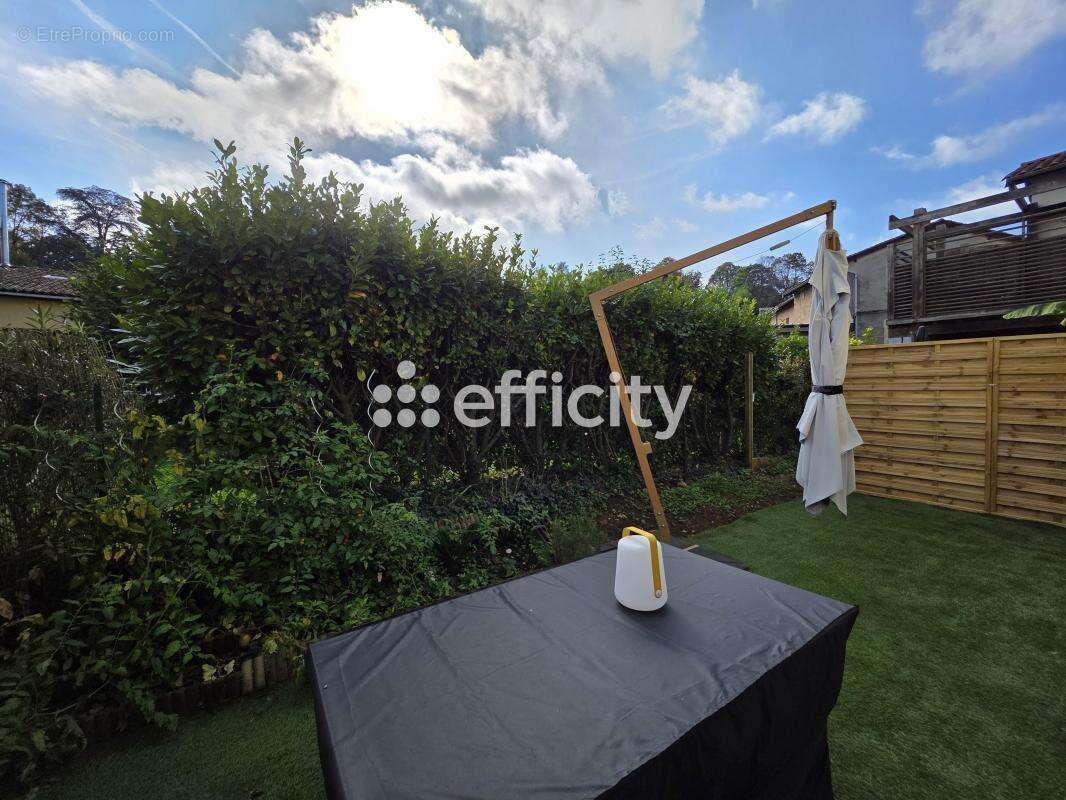 Appartement à SAINT-GERMAIN-AU-MONT-D&#039;OR