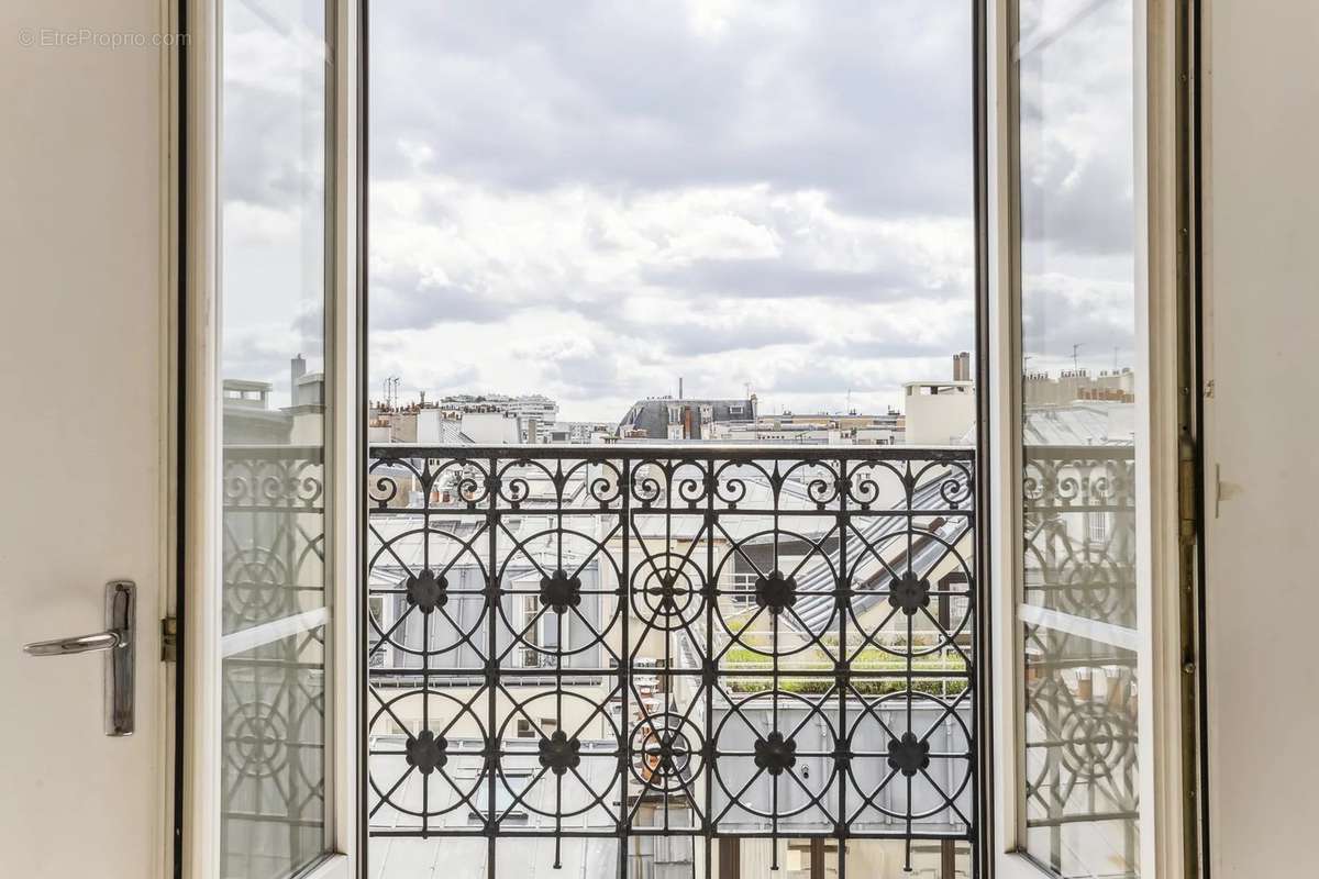 Appartement à PARIS-12E