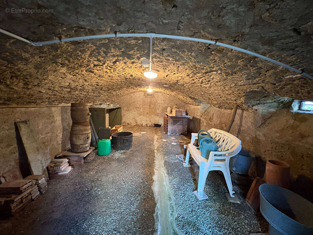 Maison à BADECON-LE-PIN