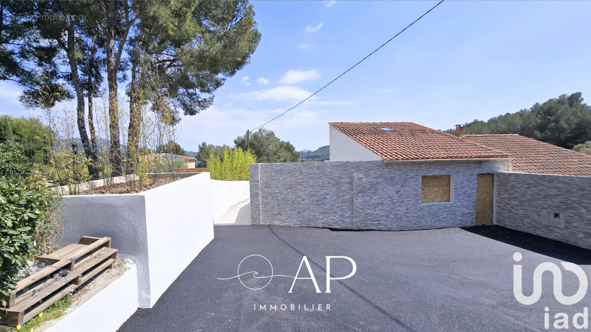 Photo 1 - Appartement à BANDOL