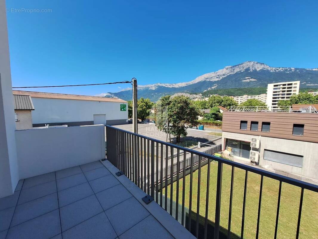 Appartement à ECHIROLLES