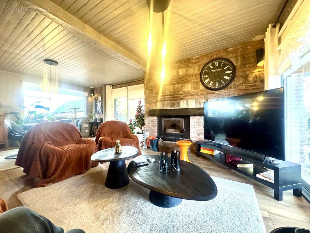 Maison à LINTOT-LES-BOIS