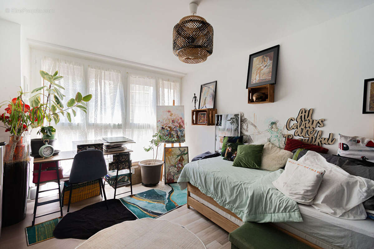 Appartement à MARSEILLE-5E