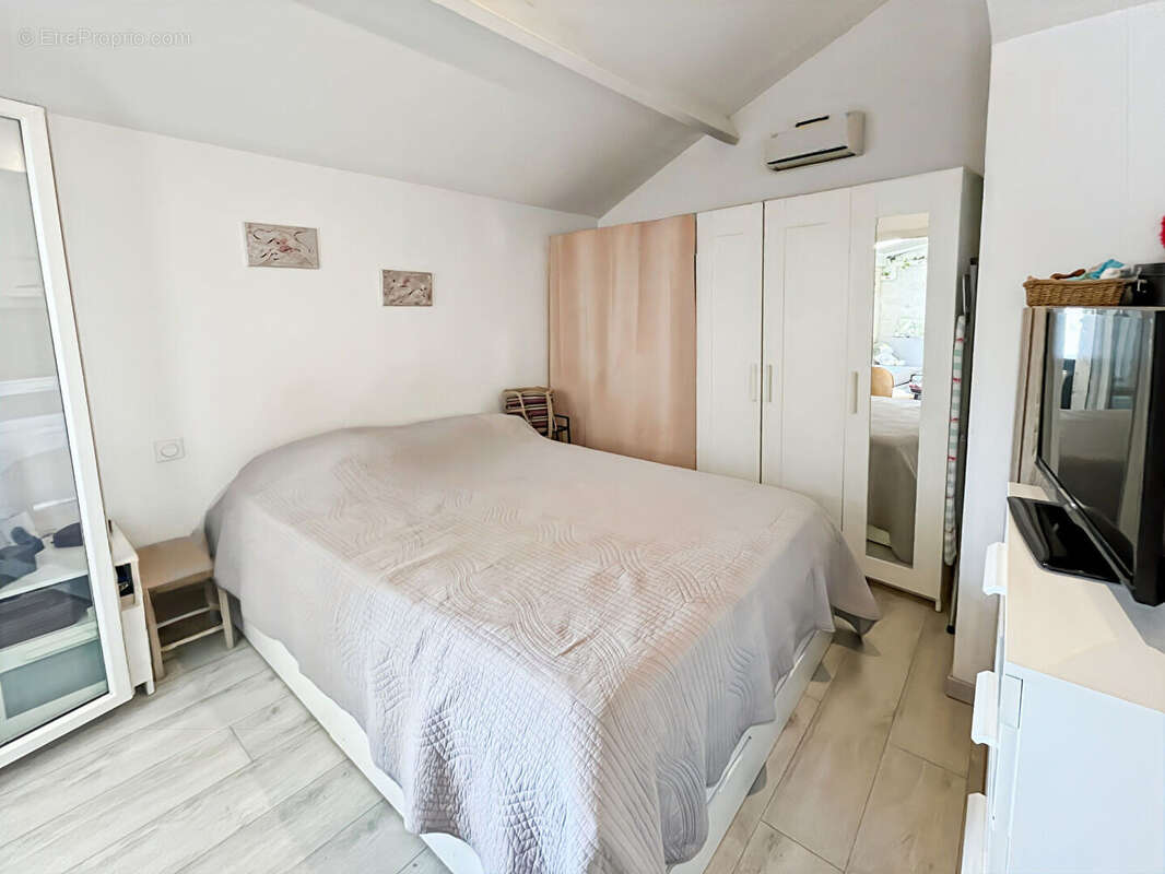 Maison à CHATEAURENARD