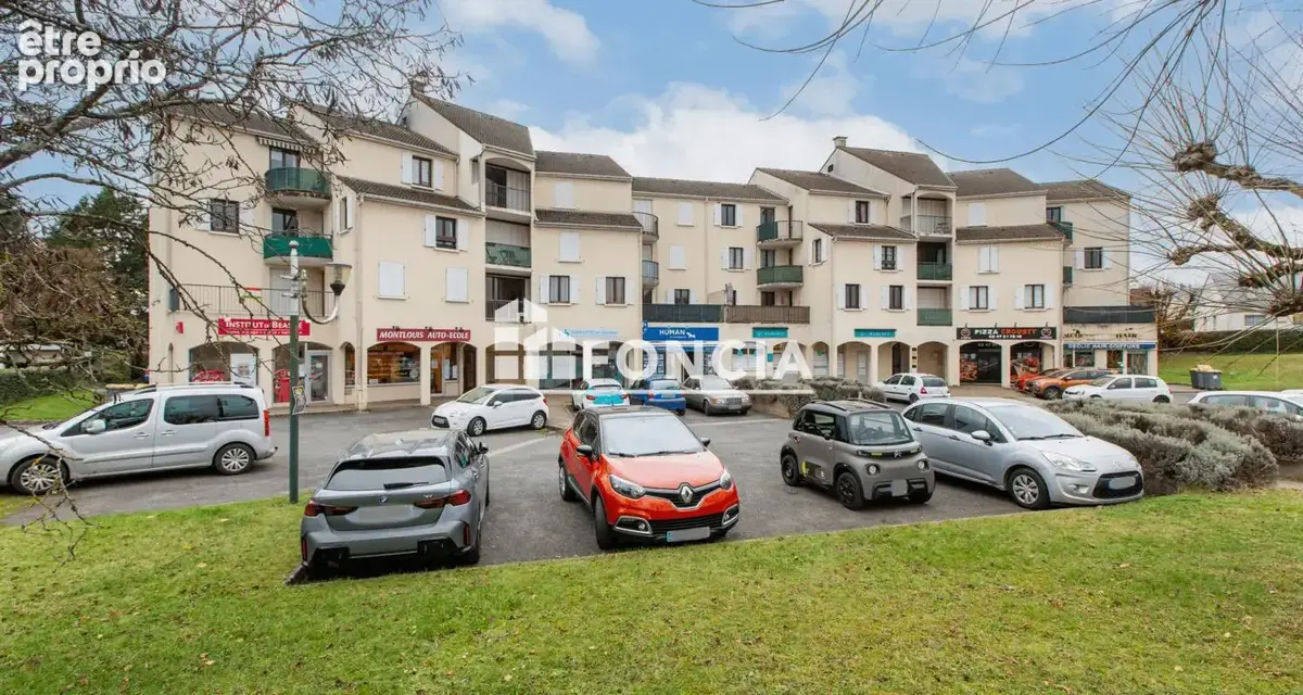 Appartement de type 3 Montlouis centre - photo 1