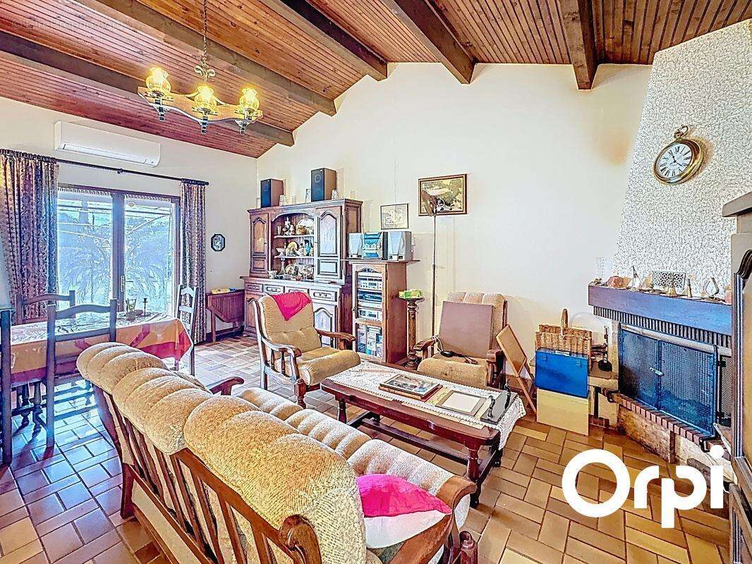 Maison à SAN-GAVINO-DI-CARBINI