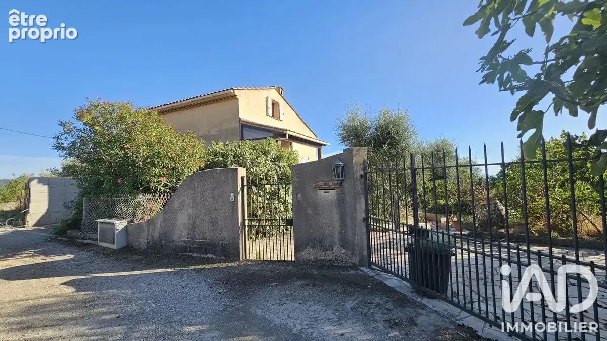 Photo 1 - Maison à SAINT-ANDRE-DE-LA-ROCHE