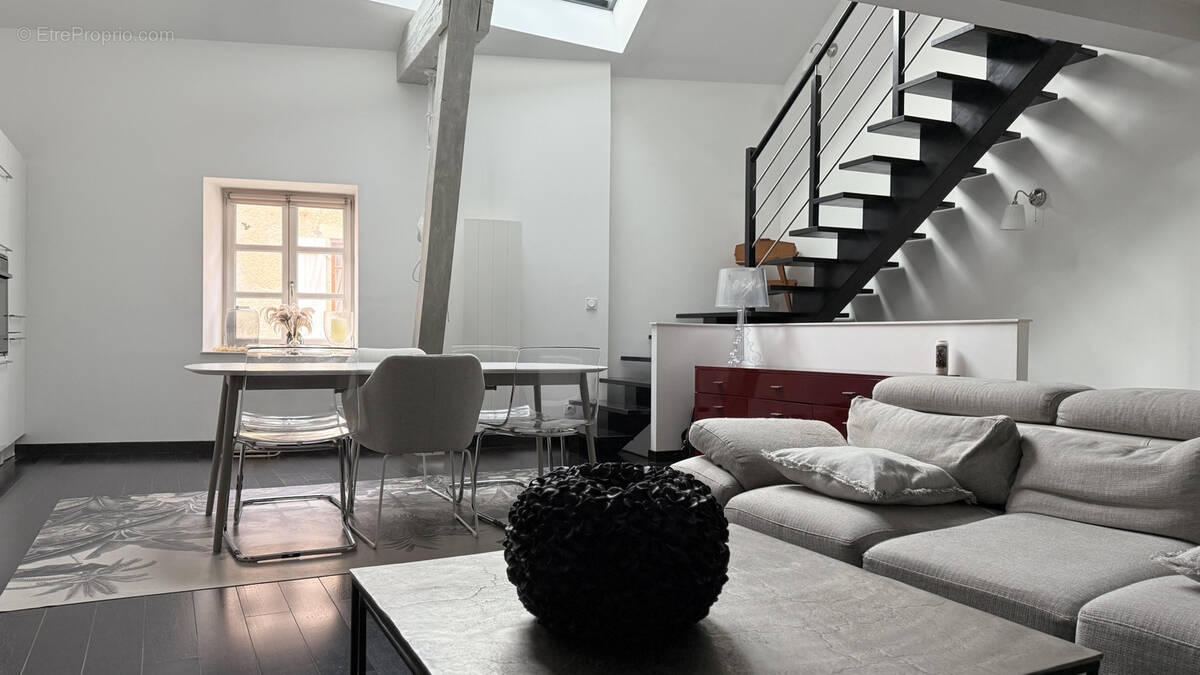 Appartement à FONTAINE-LES-DIJON