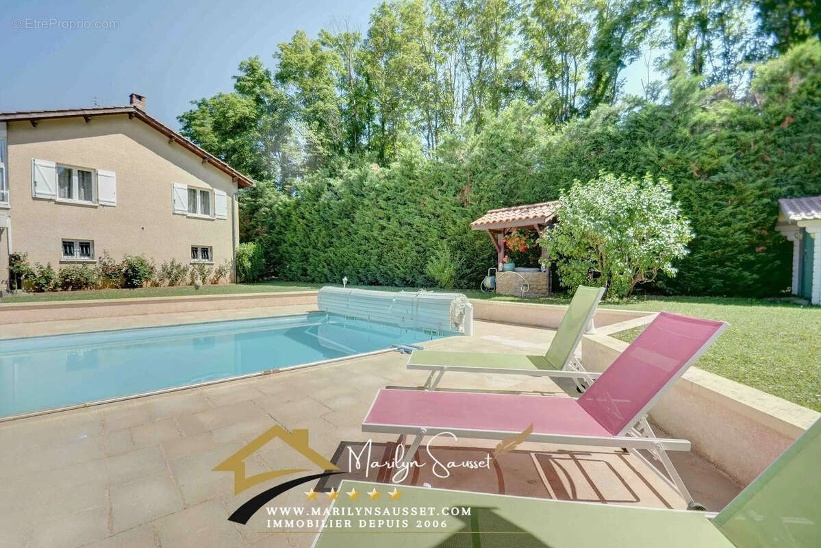 Maison à NEUVILLE-SUR-SAONE