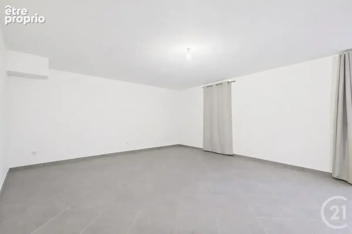 Maison 4 pièces 78 m² à vendre à Chartres (28000) - photo 2