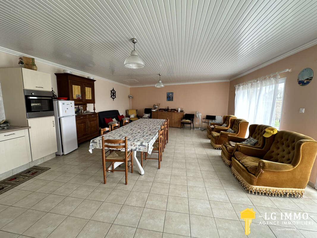 Ensemble de deux maisons, garage, terrain 1424 m2, aperçu estuaire - photo 22