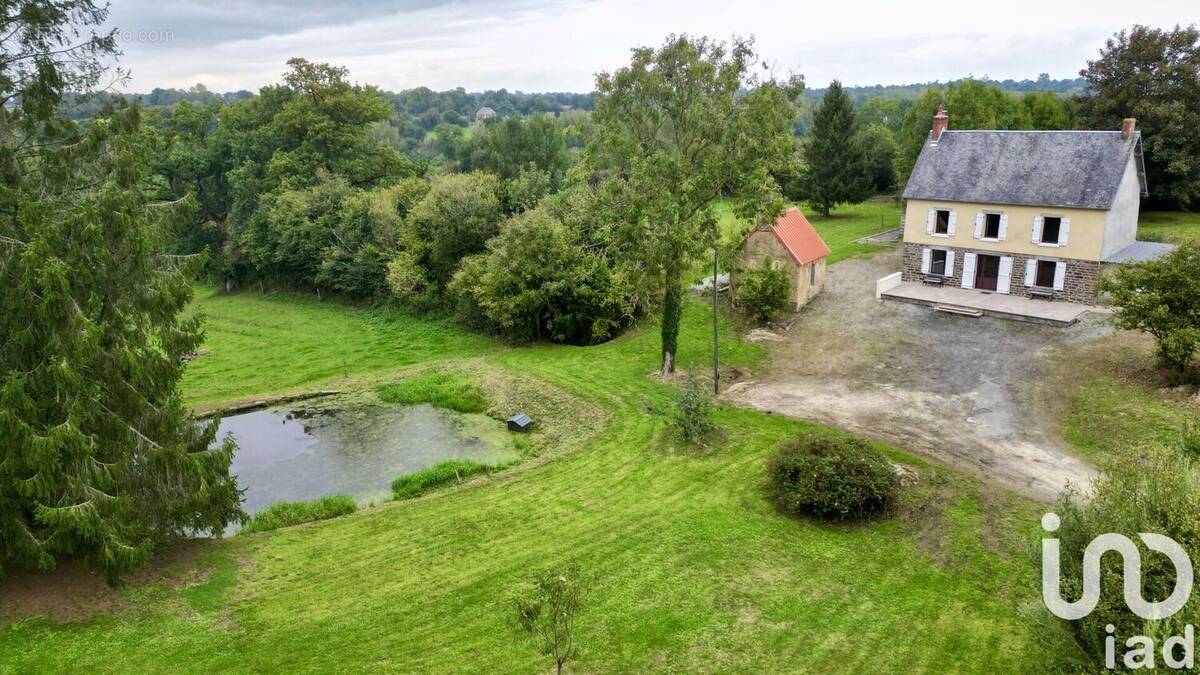 Photo 1 - Maison à CERENCES