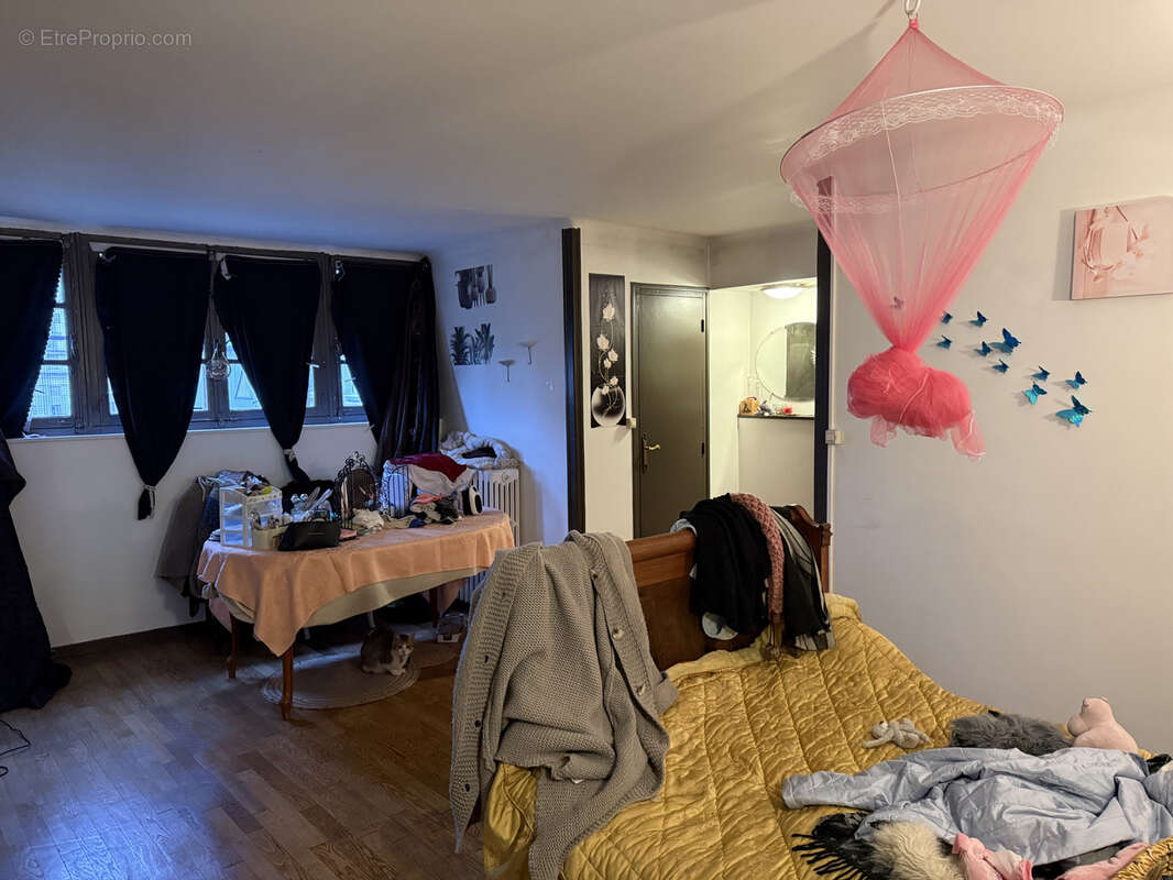 Maison à COSNE-COURS-SUR-LOIRE