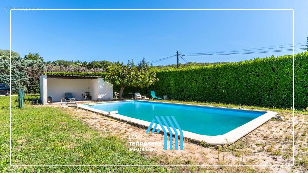 Maison à ROCHEMAURE