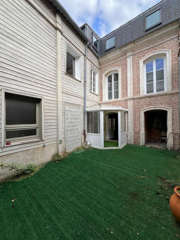 Appartement à ABBEVILLE